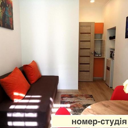 Світло Цілодобово Apartments In The City Center ลวีฟ ภายนอก รูปภาพ