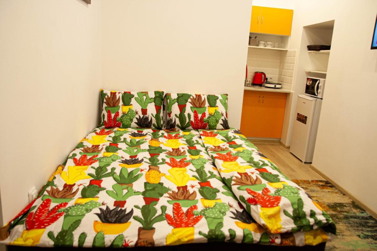 Світло Цілодобово Apartments In The City Center ลวีฟ ภายนอก รูปภาพ